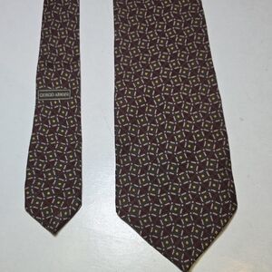 Giorgio Armani Dark Brown Geometric Men's Tie 100 Silk Made In Italy